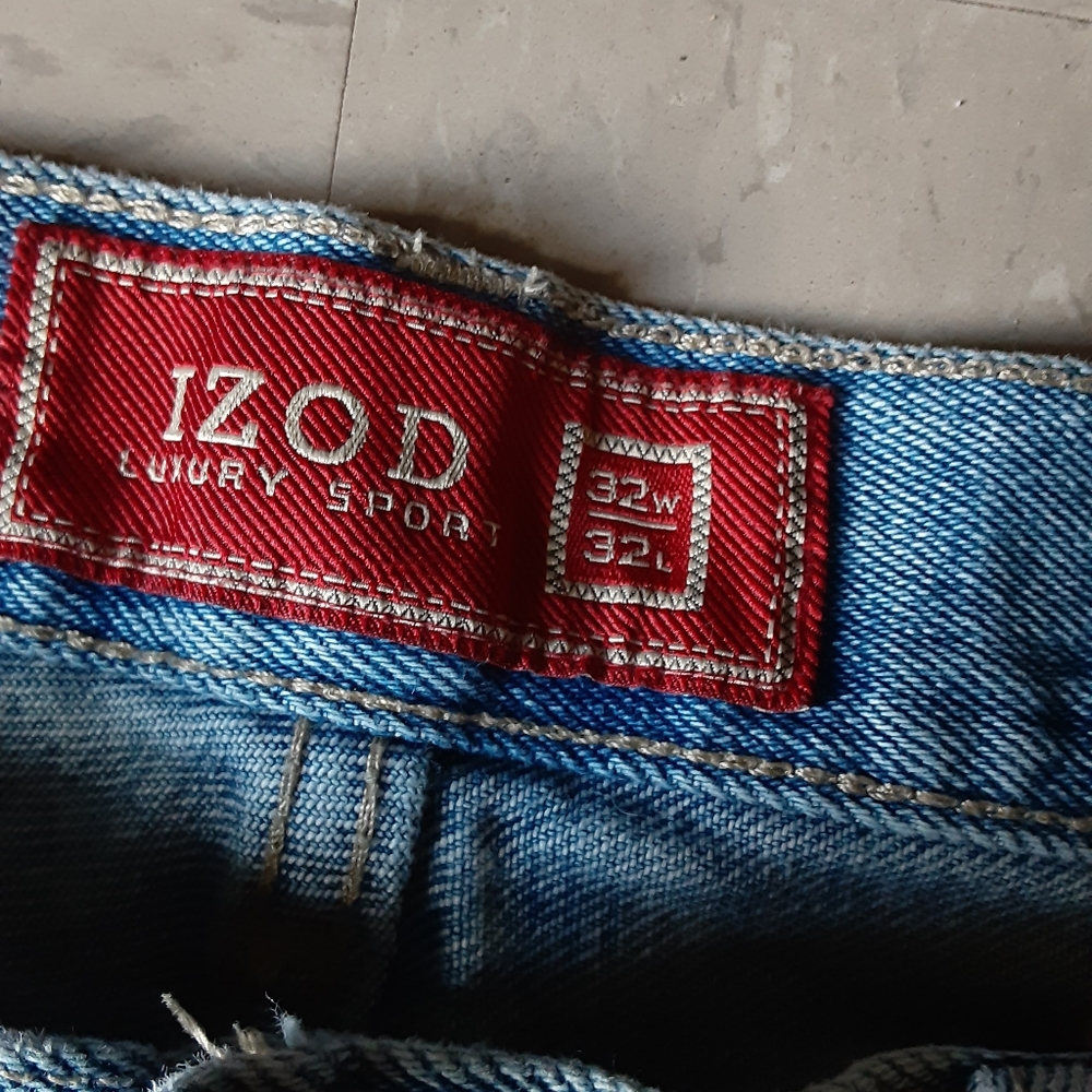 IZOD Blue Denim Ripped Jeans - Picture 6 of 6